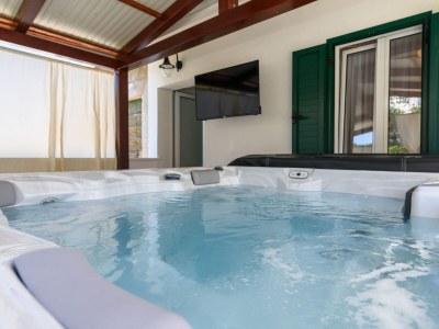 Apartment Two bedroom apartment near beach Arbanija, Čiovo A-16762-a - Outdoor photo 25