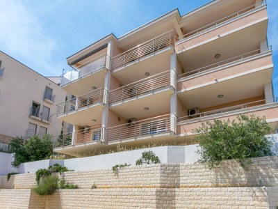 Apartment One bedroom apartment with terrace and sea view Seget Donji, Trogir A-21374-a - Outdoor photo 5