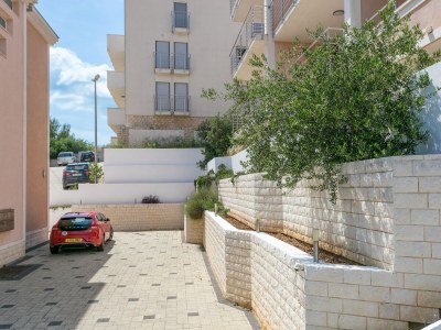 Apartment One bedroom apartment with terrace and sea view Seget Donji, Trogir A-21374-a - Outdoor photo 8