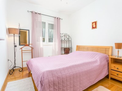 Apartment One bedroom apartment with terrace and sea view Seget Donji, Trogir A-21374-a - Outdoor photo 17