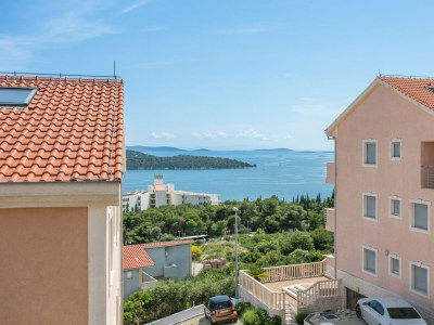 Apartment One bedroom apartment with terrace and sea view Seget Donji, Trogir A-21374-a - Outdoor photo 27