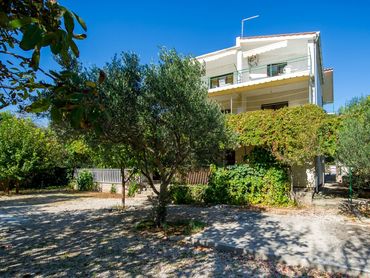 Apartment Studio flat with balcony and sea view Grebaštica, Šibenik AS-14317-b - Outdoor photo 2