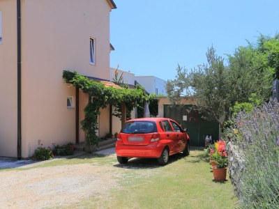 Holiday house Three bedroom house with terrace and sea view Kaštel Štafilić, Kaštela K-21506 - Outdoor photo 11