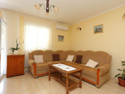 Holiday house Three bedroom house with terrace and sea view Kaštel Štafilić, Kaštela K-21506 - Outdoor photo 15