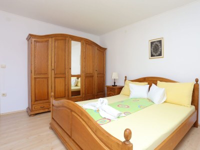 Holiday house Three bedroom house with terrace and sea view Kaštel Štafilić, Kaštela K-21506 - Outdoor photo 22