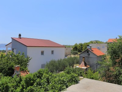 Holiday house Three bedroom house with terrace and sea view Kaštel Štafilić, Kaštela K-21506 - Outdoor photo 40