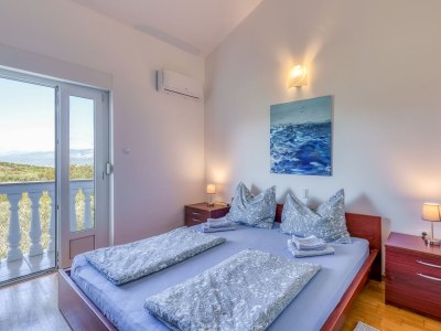 Holiday house Four-bedroom house with terrace and sea view Polje, Krk K-23598 - Outdoor photo 12