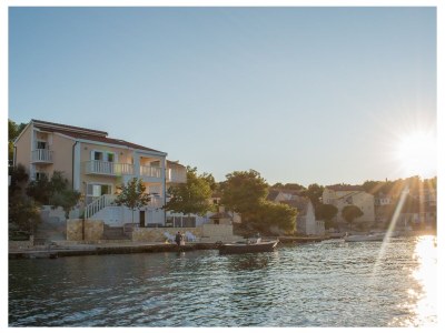 Holiday house Comfortable and spacious house near beach Rogoznica K-22156 - Outdoor photo 7