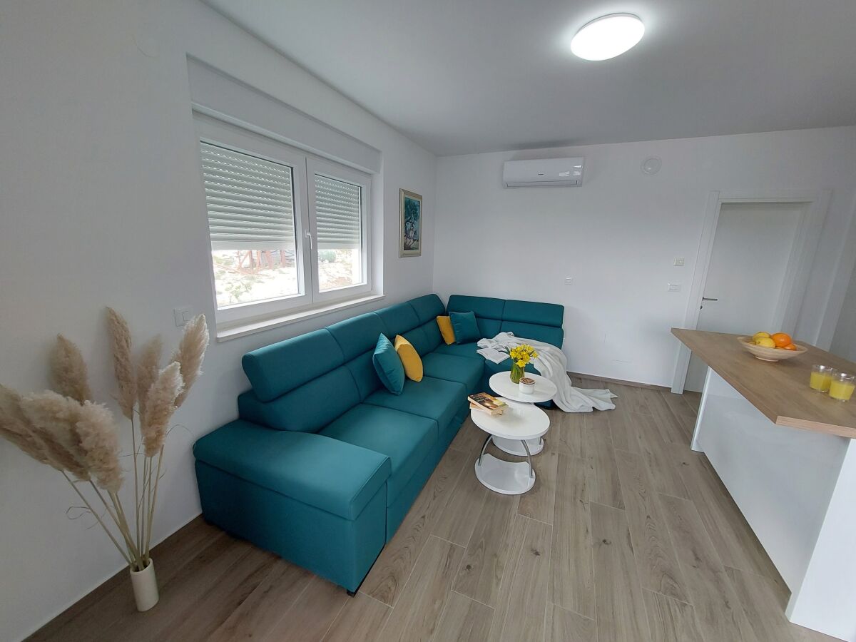 Apartment One bedroom apartment with terrace and sea view Rogoznica A-22157-a - Outdoor photo 4