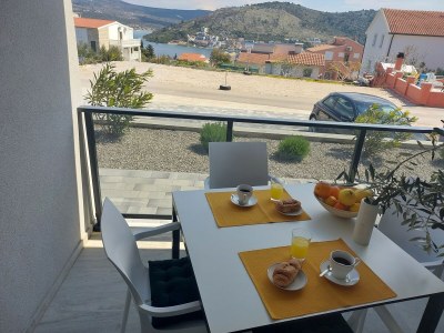 Apartment One bedroom apartment with terrace and sea view Rogoznica A-22157-a - Outdoor photo 15
