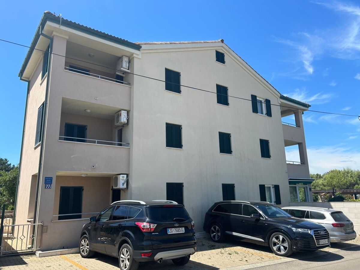 Apartment Two bedroom apartment with balcony and sea view Punat, Krk A-23621-a - Outdoor photo 2