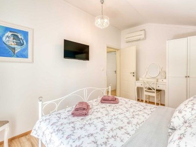 Holiday house Two bedroom house with terrace Malinska, Krk K-23624 - Outdoor photo 10