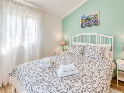 Holiday house Two bedroom house with terrace Malinska, Krk K-23624 - Outdoor photo 11