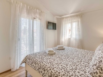 Holiday house Two bedroom house with terrace Malinska, Krk K-23624 - Outdoor photo 12