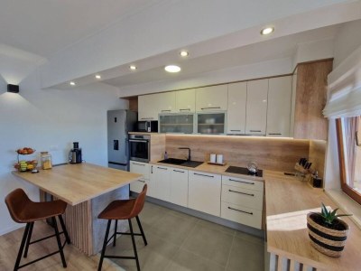 Apartment Three bedroom apartment with terrace and sea view Trogir A-22505-a - Outdoor photo 11