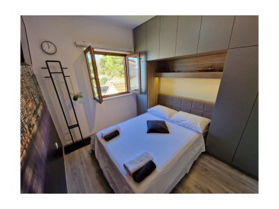 Apartment Three bedroom apartment with terrace and sea view Trogir A-22505-a - Outdoor photo 20