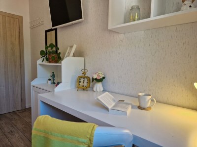 Apartment Three bedroom apartment with terrace and sea view Trogir A-22505-a - Outdoor photo 26