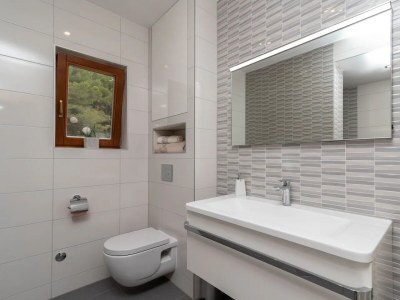 Apartment Three bedroom apartment with terrace and sea view Trogir A-22505-a - Outdoor photo 29