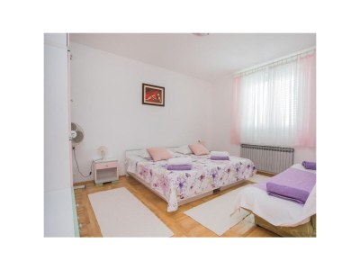 Apartment Apartments with parking space Brodarica, Šibenik - 22625 - Apartments with parking space Brodarica, Šibenik - 22625 - Outdoor photo 8