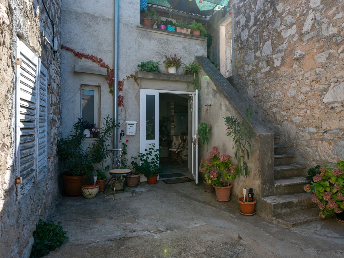 Apartment One bedroom apartment with air-conditioning Zaglav, Dugi otok A-23614-a - Outdoor photo 2