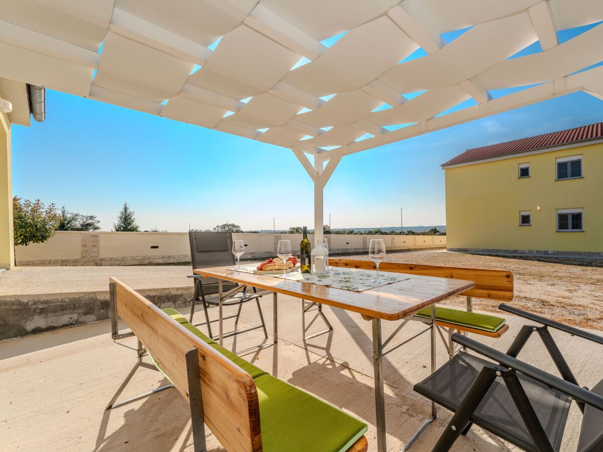 Holiday house Four-bedroom house with terrace Ninski Stanovi, Zadar K-23619 - Outdoor photo 4