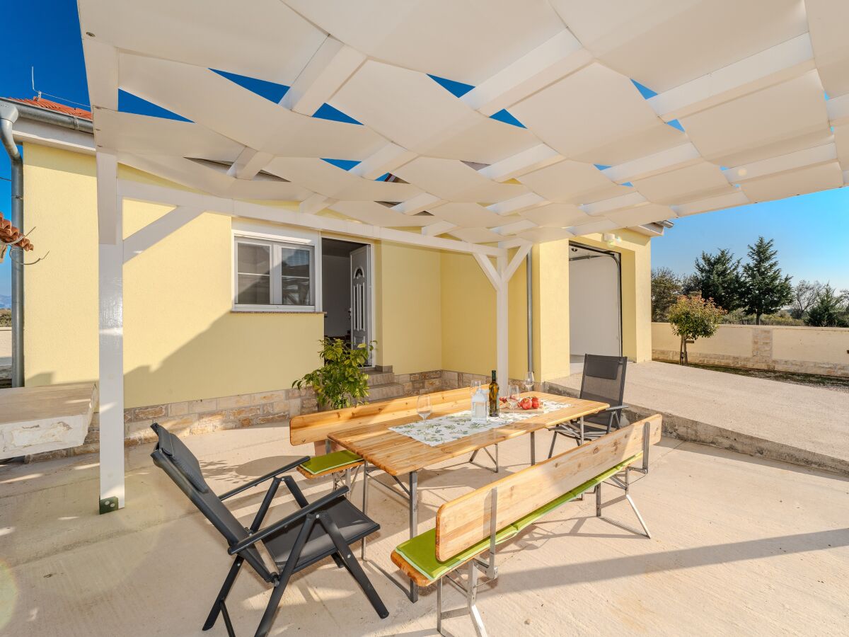 Holiday house Four-bedroom house with terrace Ninski Stanovi, Zadar K-23619 - Outdoor photo 5