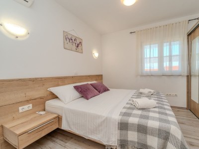 Holiday house Four-bedroom house with terrace Ninski Stanovi, Zadar K-23619 - Outdoor photo 24