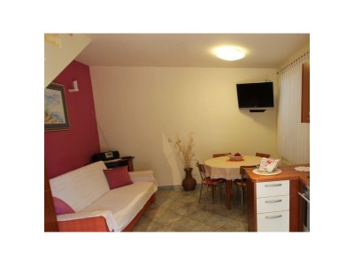 Apartment One bedroom apartment with terrace Malinska, Krk A-23556-a - Outdoor photo 9