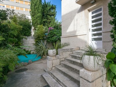 Villa Comfortable and spacious house with terrace and sea view Split K-23559 - Outdoor photo 12