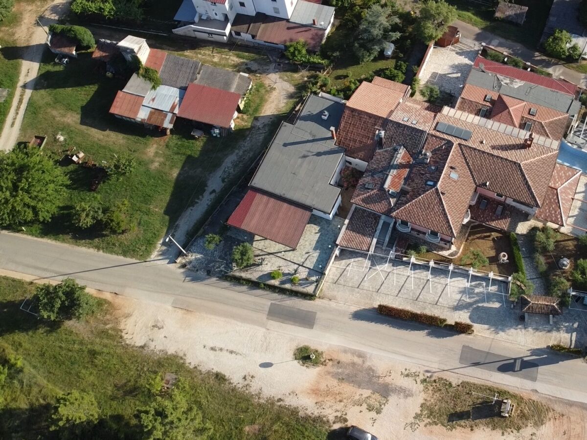 Apartment Two bedroom apartment with terrace Grupija, Umag A-23568-a - Outdoor photo 3