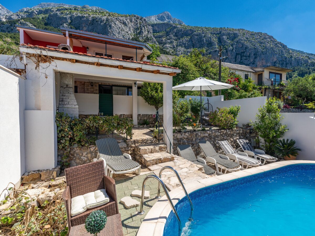 Holiday house Three bedroom house with terrace and sea view Makarska K-23571 - Outdoor photo 2