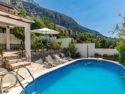 Holiday house Three bedroom house with terrace and sea view Makarska K-23571 - Outdoor photo 5
