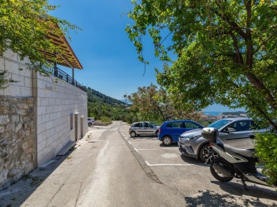 Holiday house Three bedroom house with terrace and sea view Makarska K-23571 - Outdoor photo 6