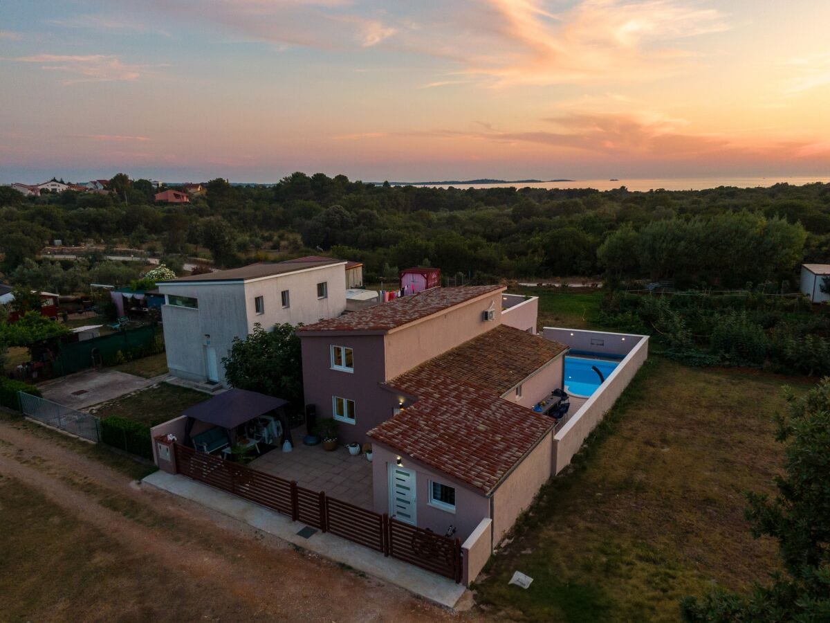 Holiday house Family friendly house with a swimming pool Peroj, Fažana - 23328 - Family friendly house with a swimming pool Peroj, Fažana - 23328 - Outdoor photo 2