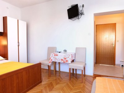 Apartment Studio flat near beach Promajna, Makarska AS-2605-b - Outdoor photo 9