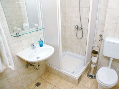 Apartment One bedroom apartment with air-conditioning Vinjerac, Zadar A-3093-g - Outdoor photo 13