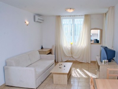 Apartment One bedroom apartment with air-conditioning Vinjerac, Zadar A-3093-h - Outdoor photo 17