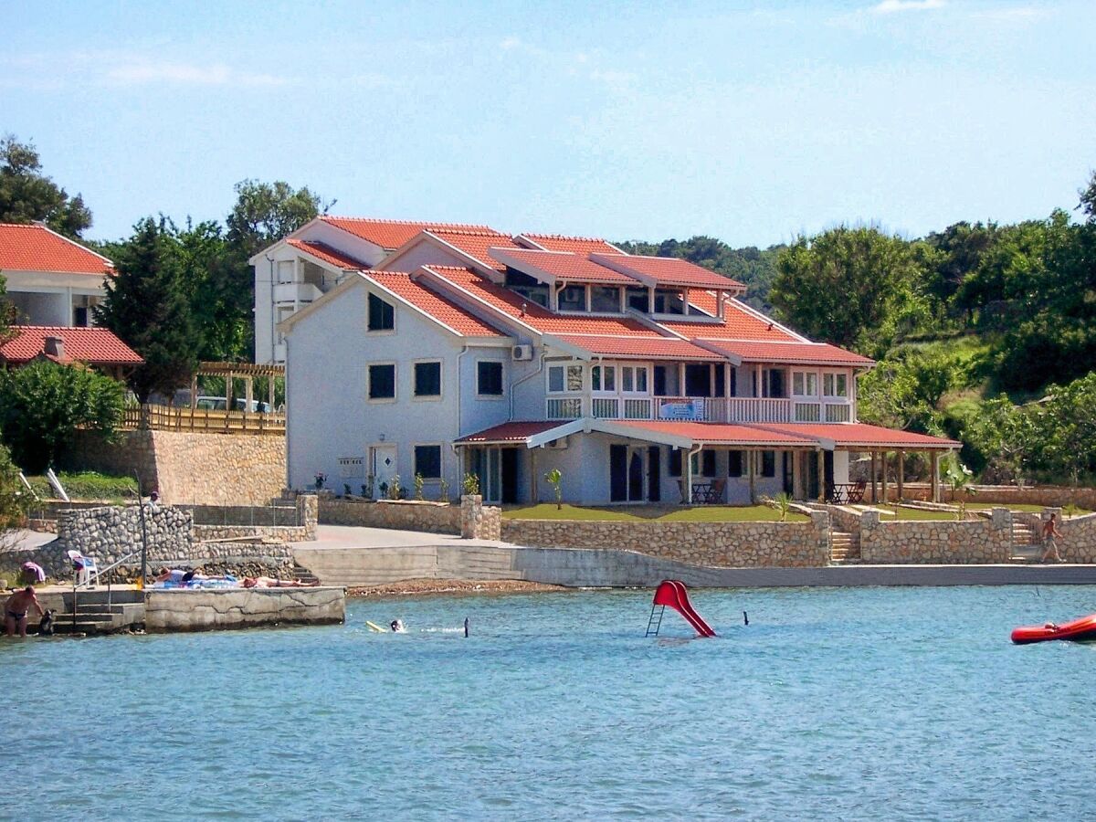 Apartment Two bedroom apartment near beach Kampor, Rab A-3213-a - Outdoor photo 3