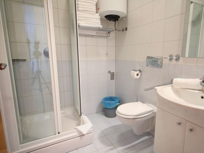 Apartment Two bedroom apartment near beach Kampor, Rab A-3213-f - Outdoor photo 30