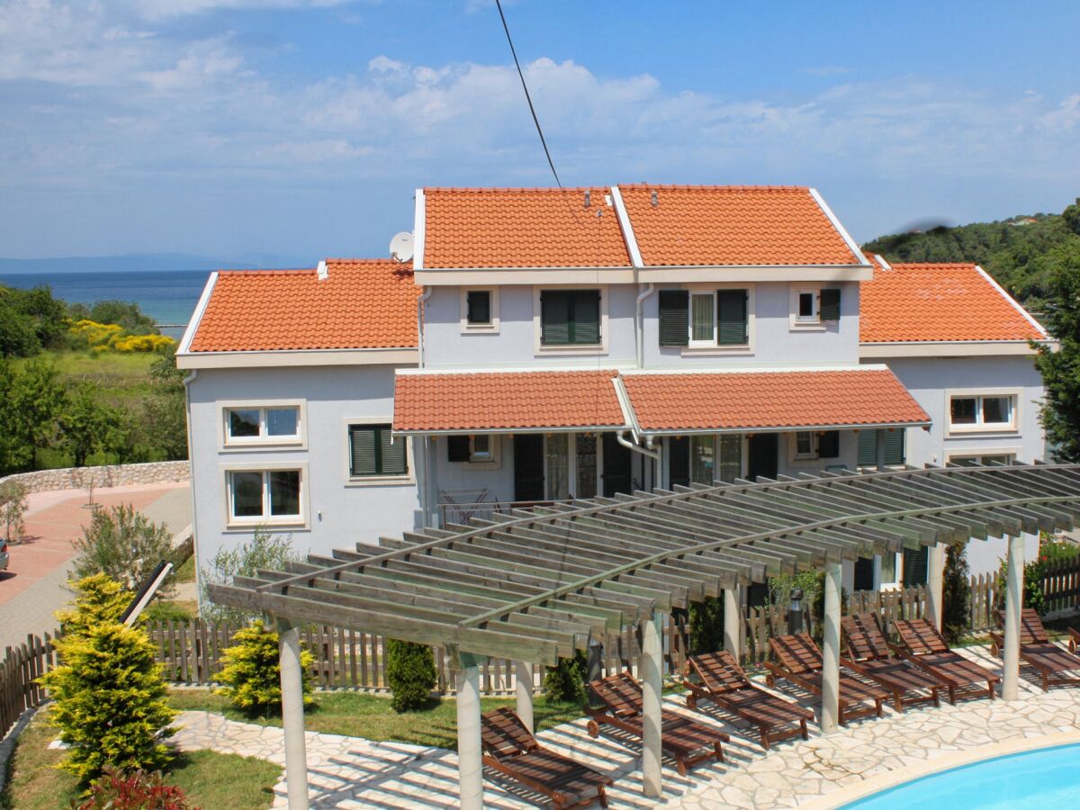 Apartment One bedroom apartment near beach Kampor, Rab A-3213-g