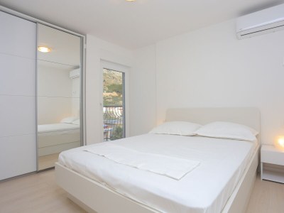 Apartment Two bedroom apartment near beach Duće, Omiš A-4795-d in Dugi Rat - Apartment