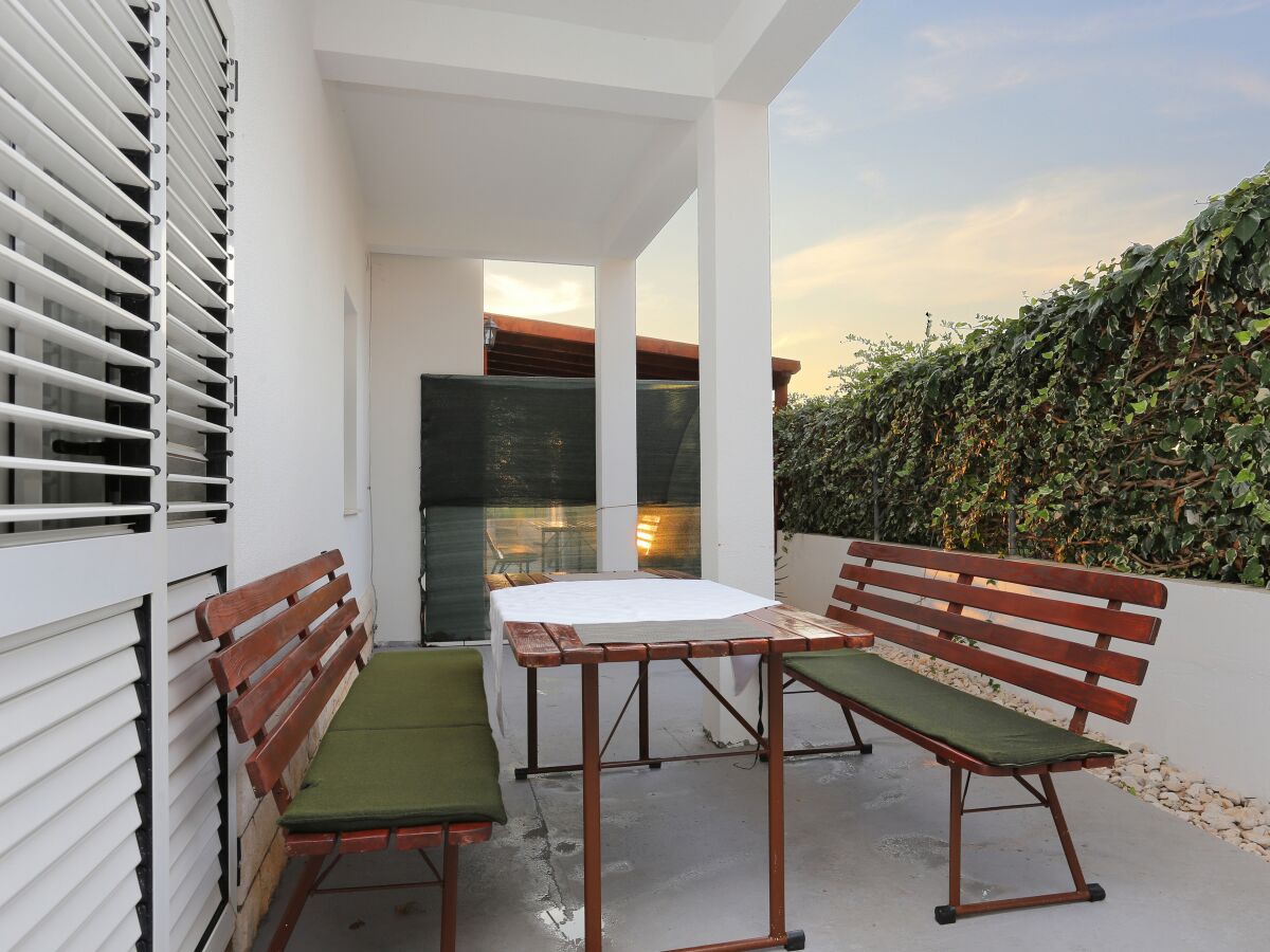 Apartment Two bedroom apartment with terrace Rogoznica A-4162-j