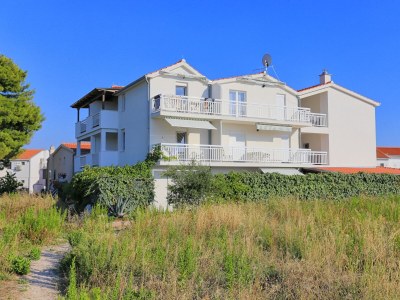 Apartment Two bedroom apartment with terrace Rogoznica A-4162-l - Outdoor photo 2