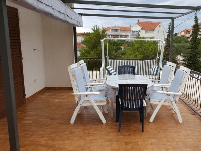 Apartment Two bedroom apartment with terrace and sea view Jezera, Murter A-5120-a in Jezera - Apartment