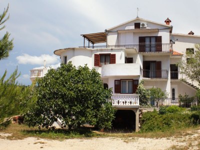 Apartment Studio flat with terrace Jezera, Murter AS-5120-a in Jezera - Apartment