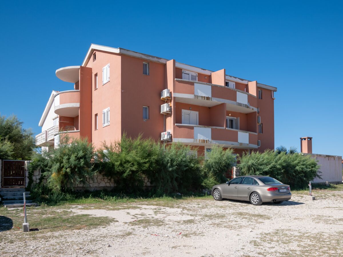 Apartment One bedroom apartment near beach Ražanac, Zadar A-5766-d - Outdoor photo 4