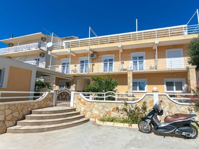 Apartment One bedroom apartment with balcony and sea view Gradac, Makarska A-5198-b - Outdoor photo 2
