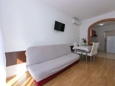 Apartment One bedroom apartment with balcony and sea view Gradac, Makarska A-5198-b - Outdoor photo 11