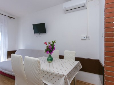 Apartment One bedroom apartment with balcony and sea view Gradac, Makarska A-5198-b - Outdoor photo 13