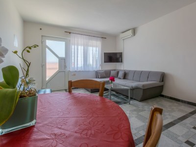 Apartment One bedroom apartment with terrace and sea view Dramalj, Crikvenica A-5551-a - Outdoor photo 25